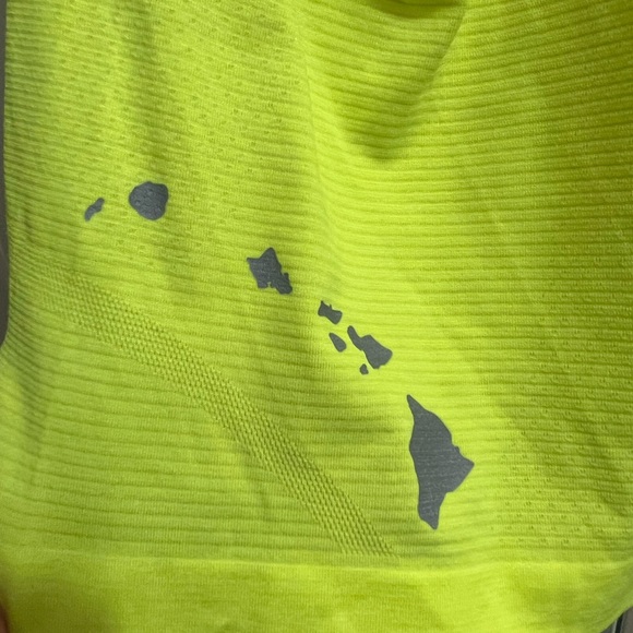 EUC Special Hawaii Edition Lululemon Swiftly Tech Tank - Picture 3 of 5